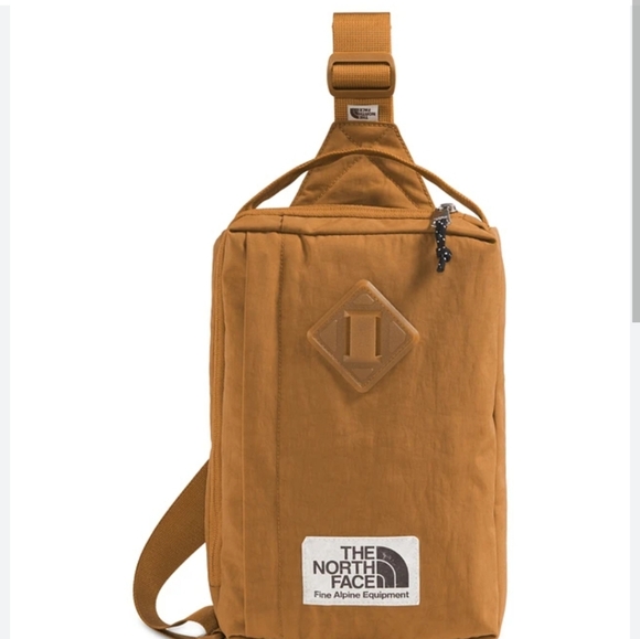 The North Face  Sling Bag, Great Condition - Picture 1 of 10